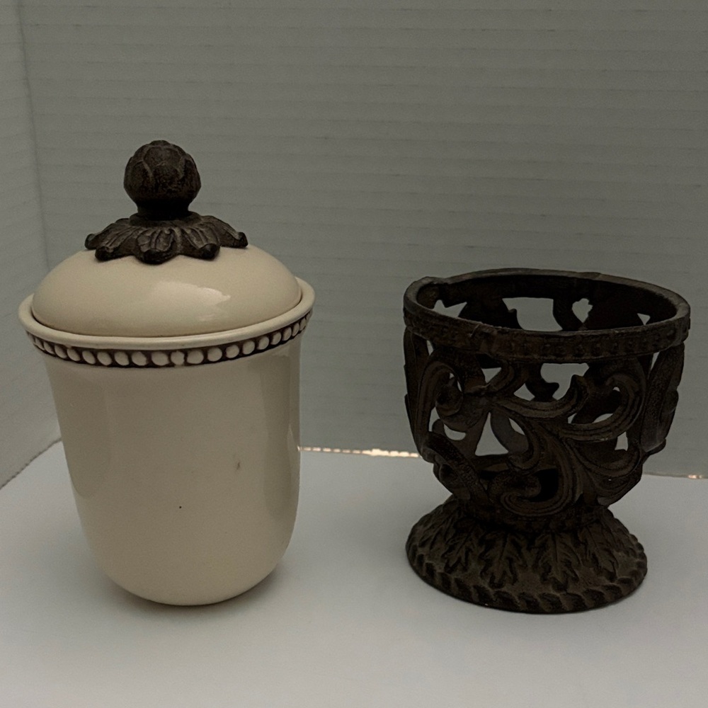 Ornate Cream and Brown Decorative Jar - Picture 2 of 4